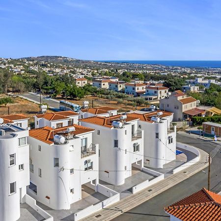 Sanders White Mountains Pool Villas Paphos Extérieur photo